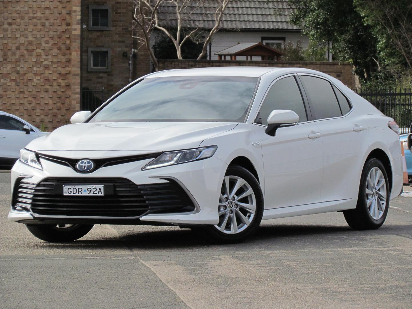 2022 Toyota Camry Ascent in White