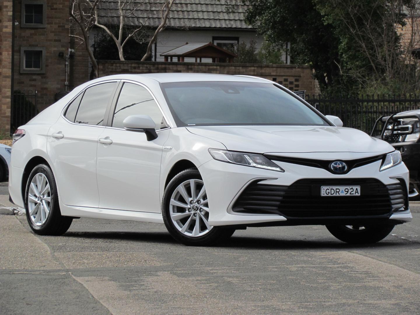 2022 Toyota Camry Ascent in White