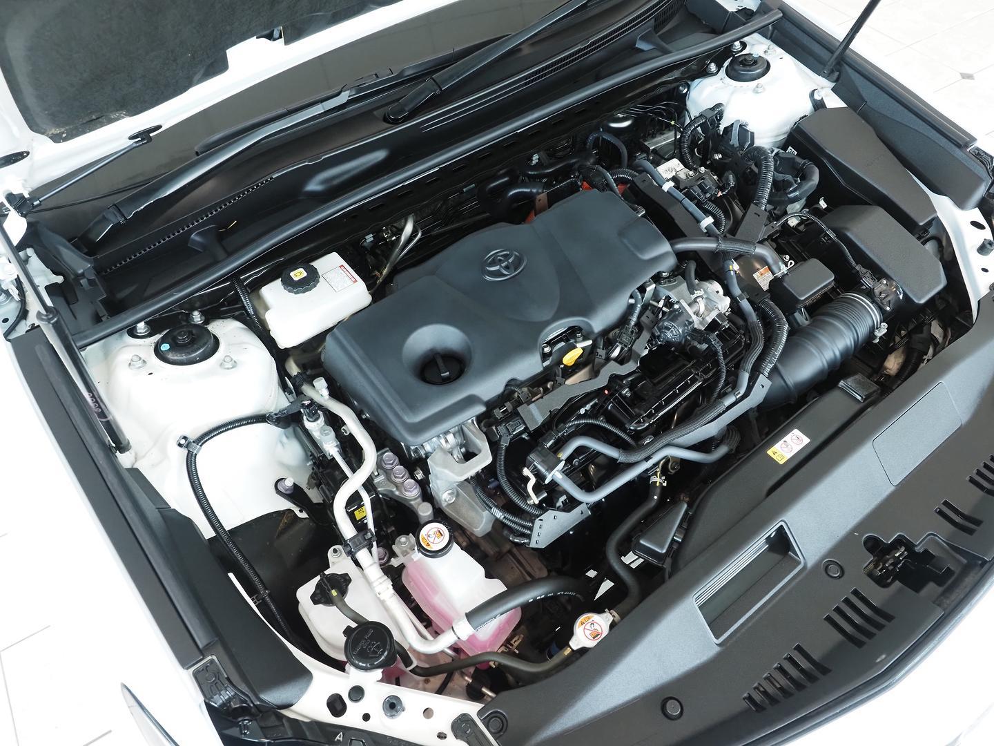 2024 Toyota Camry Ascent Sport in White