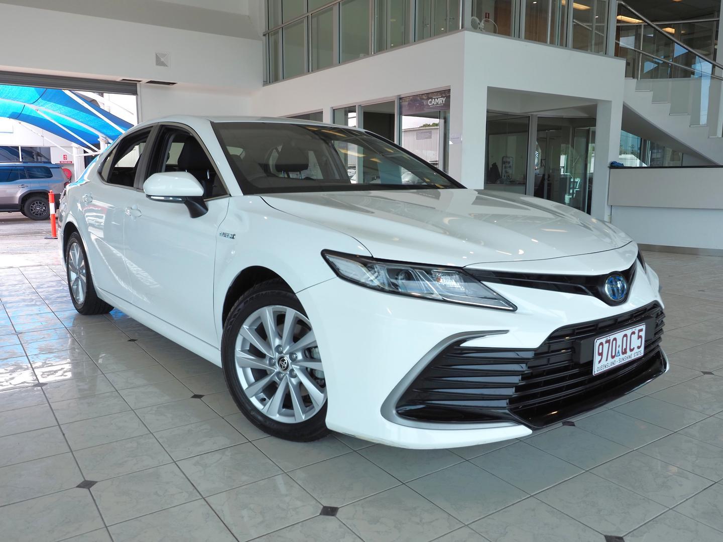 2024 Toyota Camry Ascent Sport in White