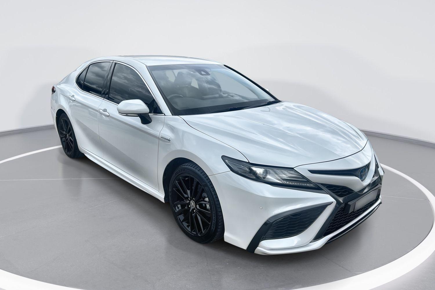 2021 Toyota Camry SX in White