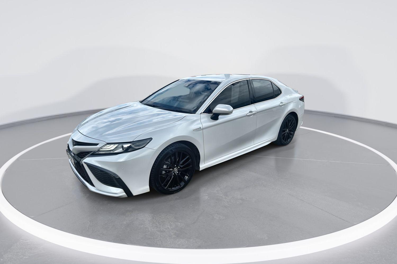 2021 Toyota Camry SX in White
