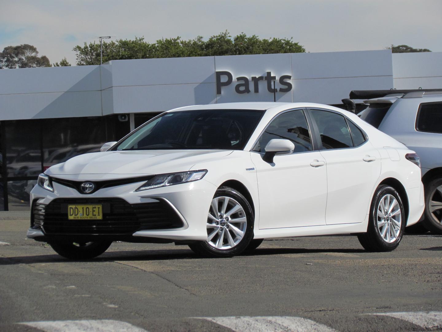 2021 Toyota Camry Ascent in White