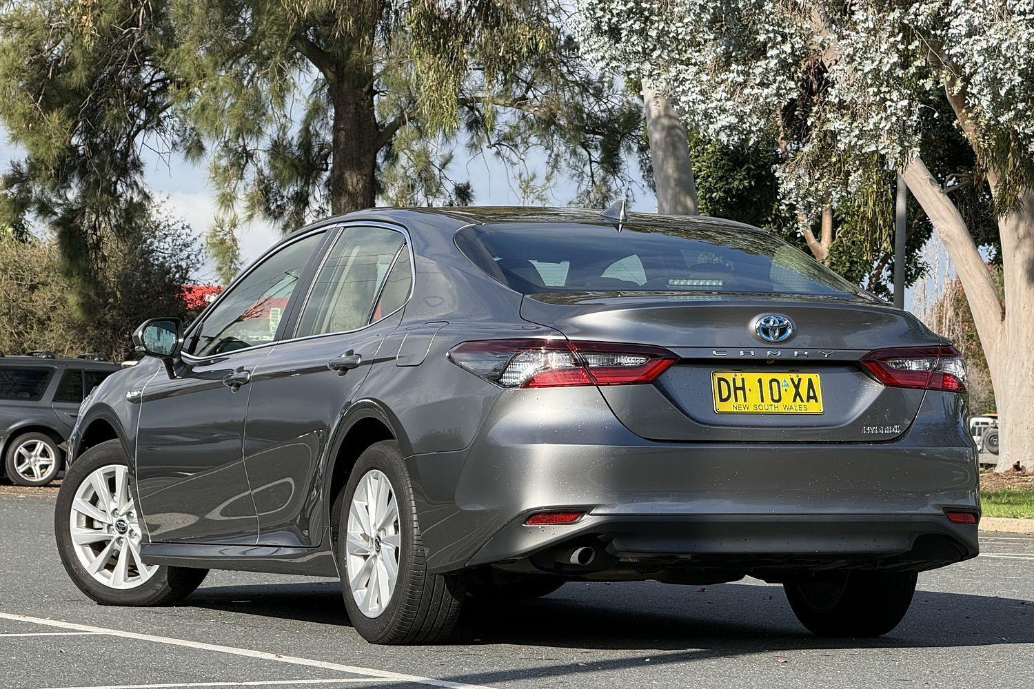 2023 Toyota Camry Ascent in Silver