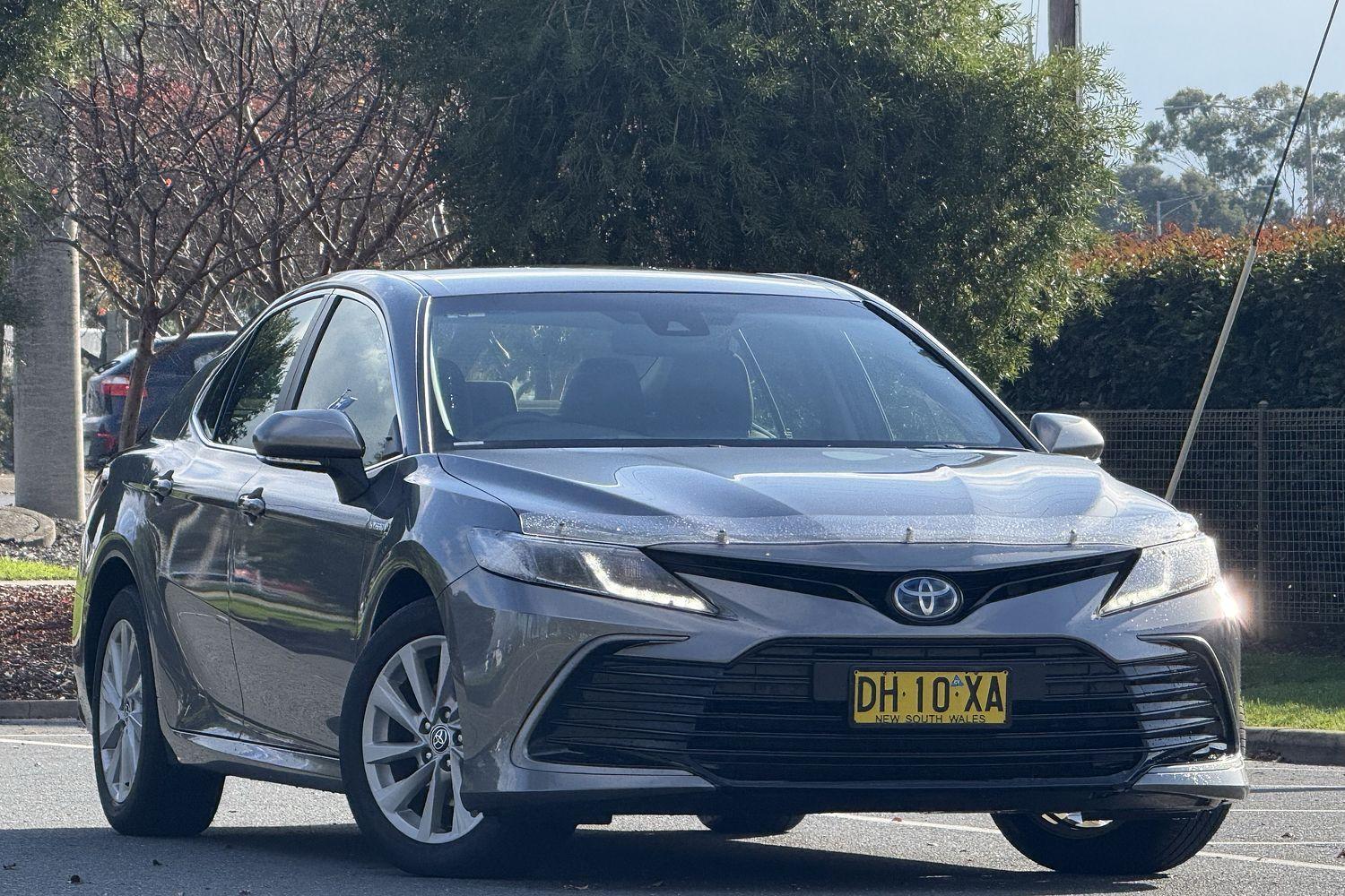 2023 Toyota Camry Ascent in Silver