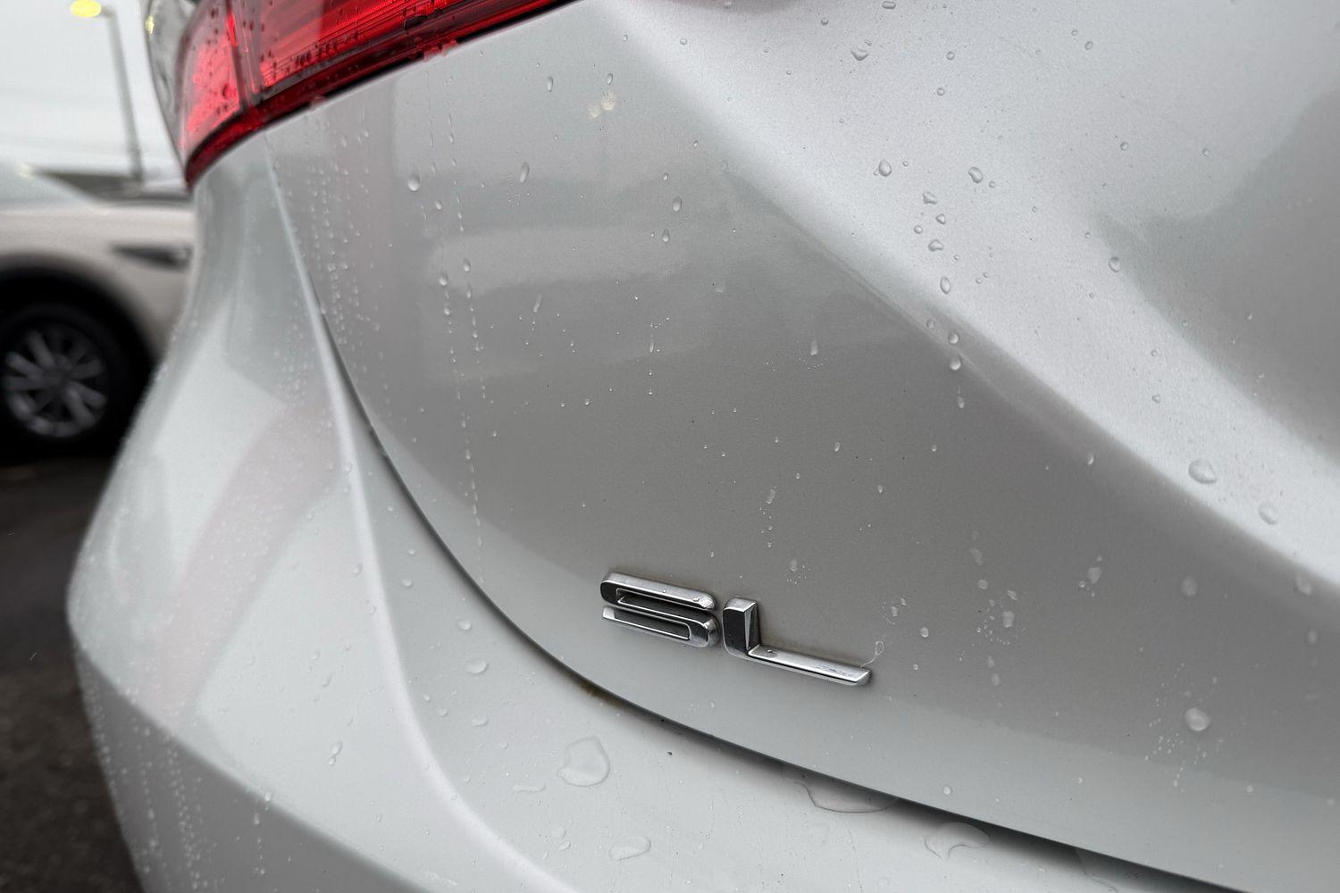 2020 Toyota Camry SL in White