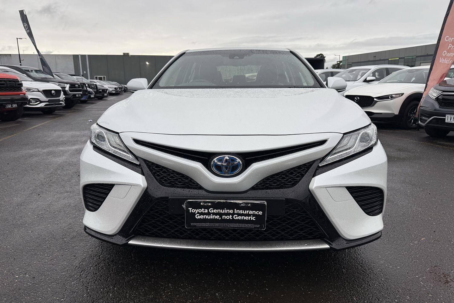 2020 Toyota Camry SL in White