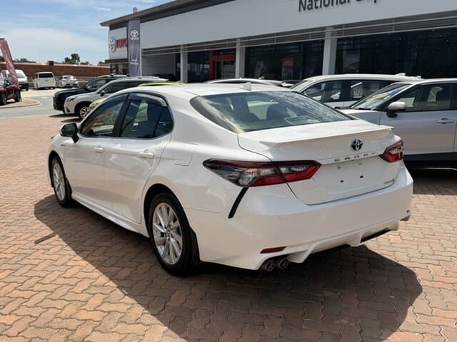 2021 Toyota Camry Ascent Sport in White