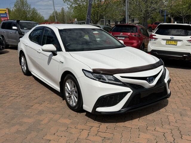 2021 Toyota Camry Ascent Sport in White