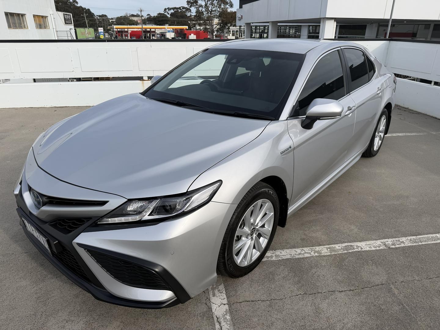 2021 Toyota Camry Ascent Sport in Silver