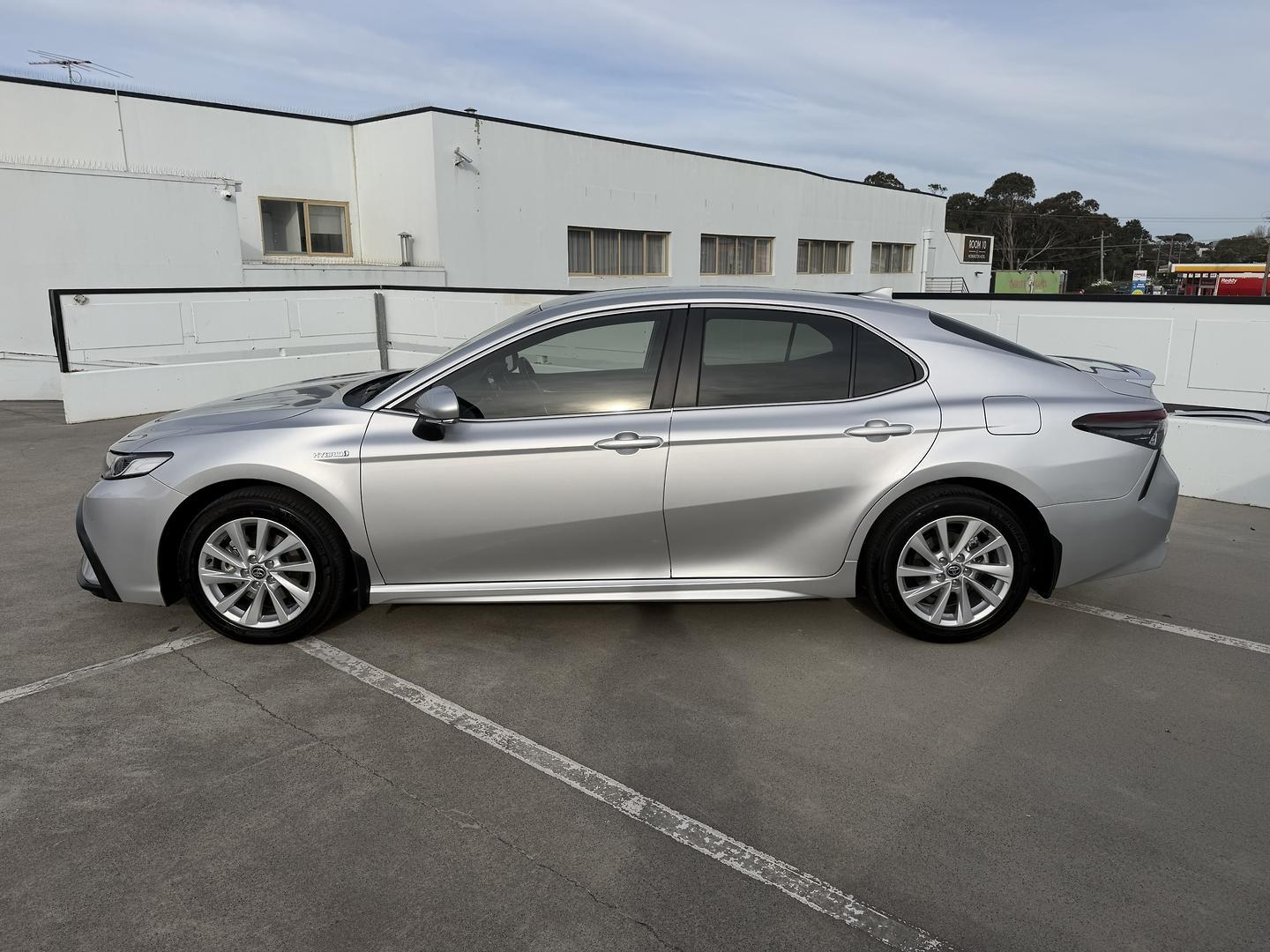 2021 Toyota Camry Ascent Sport in Silver