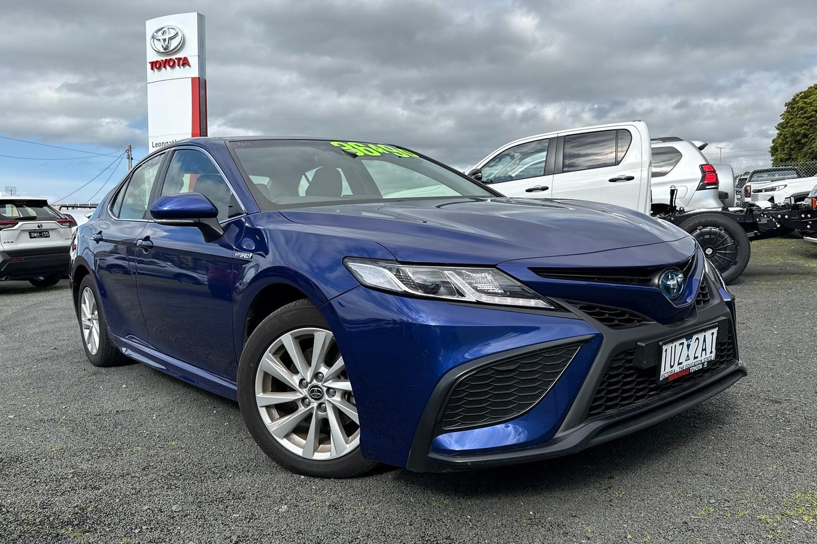 2021 Toyota Camry Ascent Sport in Blue