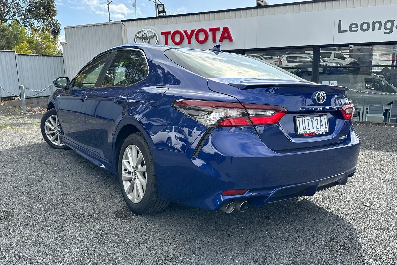 2021 Toyota Camry Ascent Sport in Blue