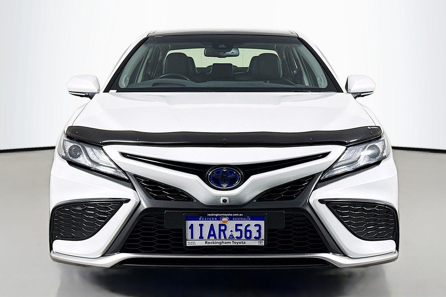 2023 Toyota Camry SL in White