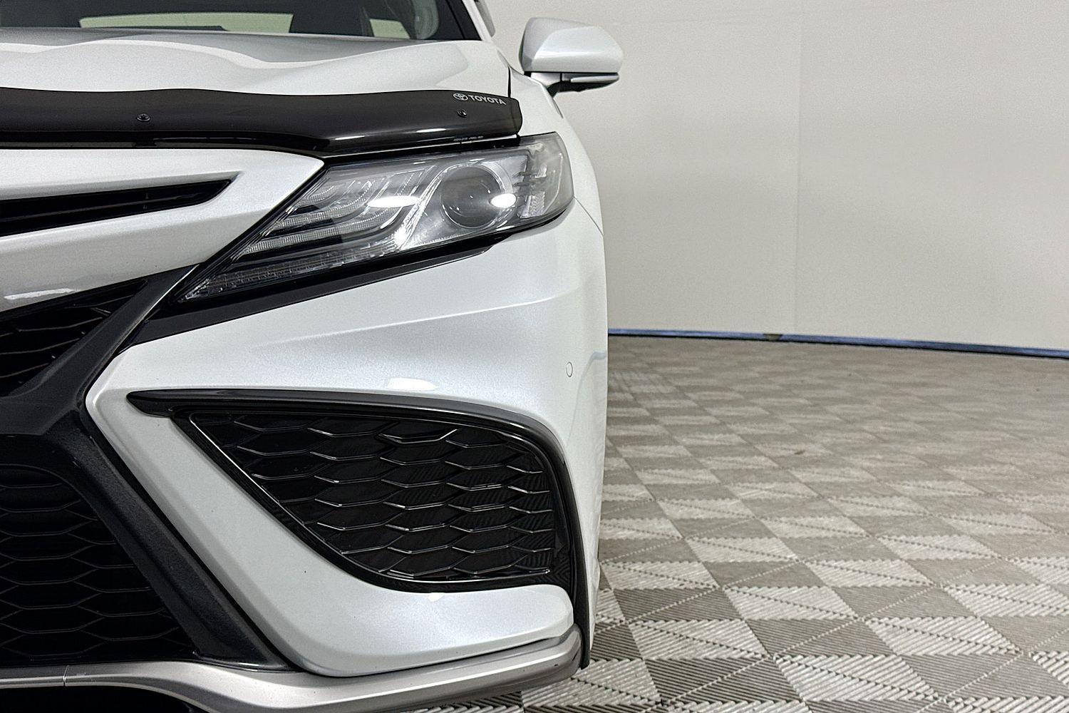 2023 Toyota Camry SL in White