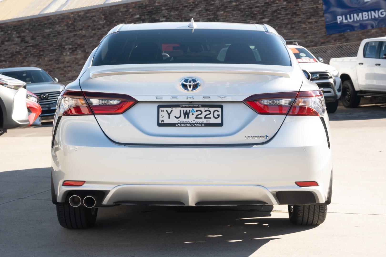2021 Toyota Camry Ascent Sport in Silver