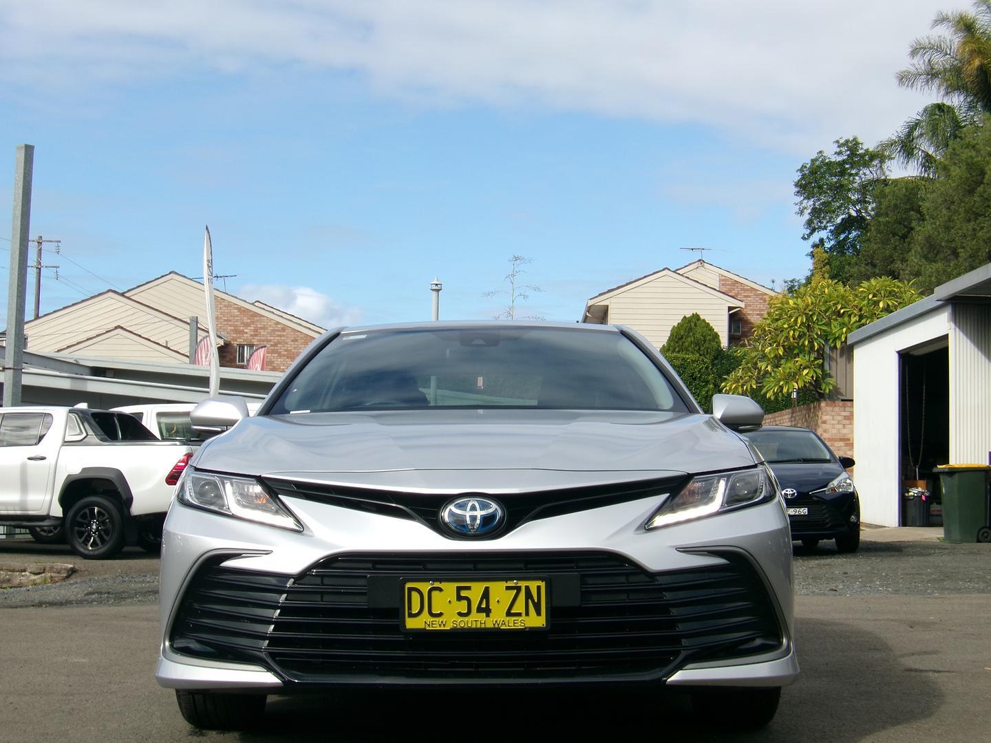 2021 Toyota Camry Ascent in Silver