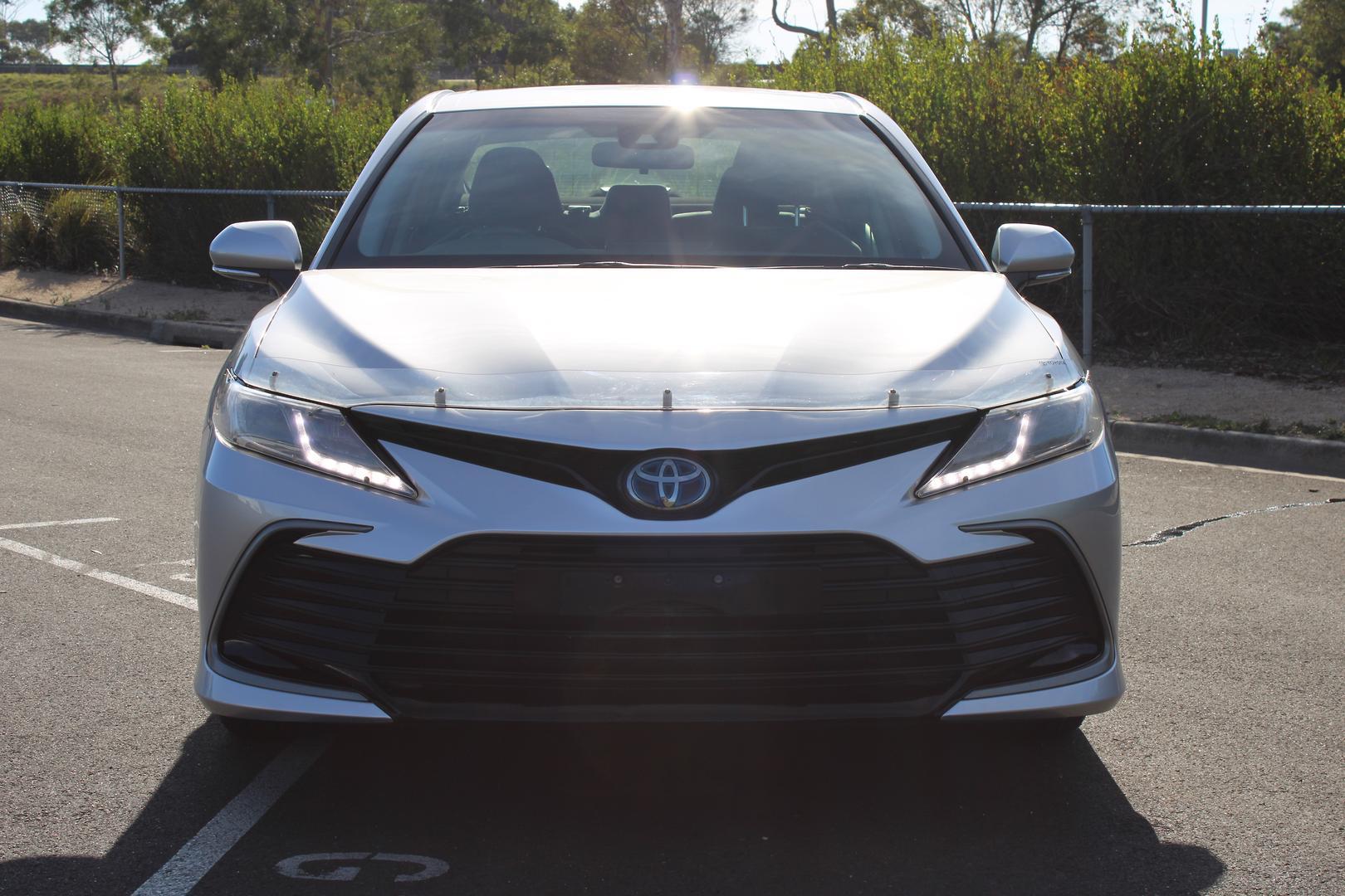 2022 Toyota Camry Ascent Sport in Silver
