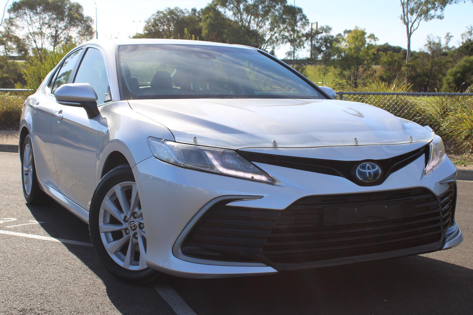 2022 Toyota Camry Ascent Sport in Silver