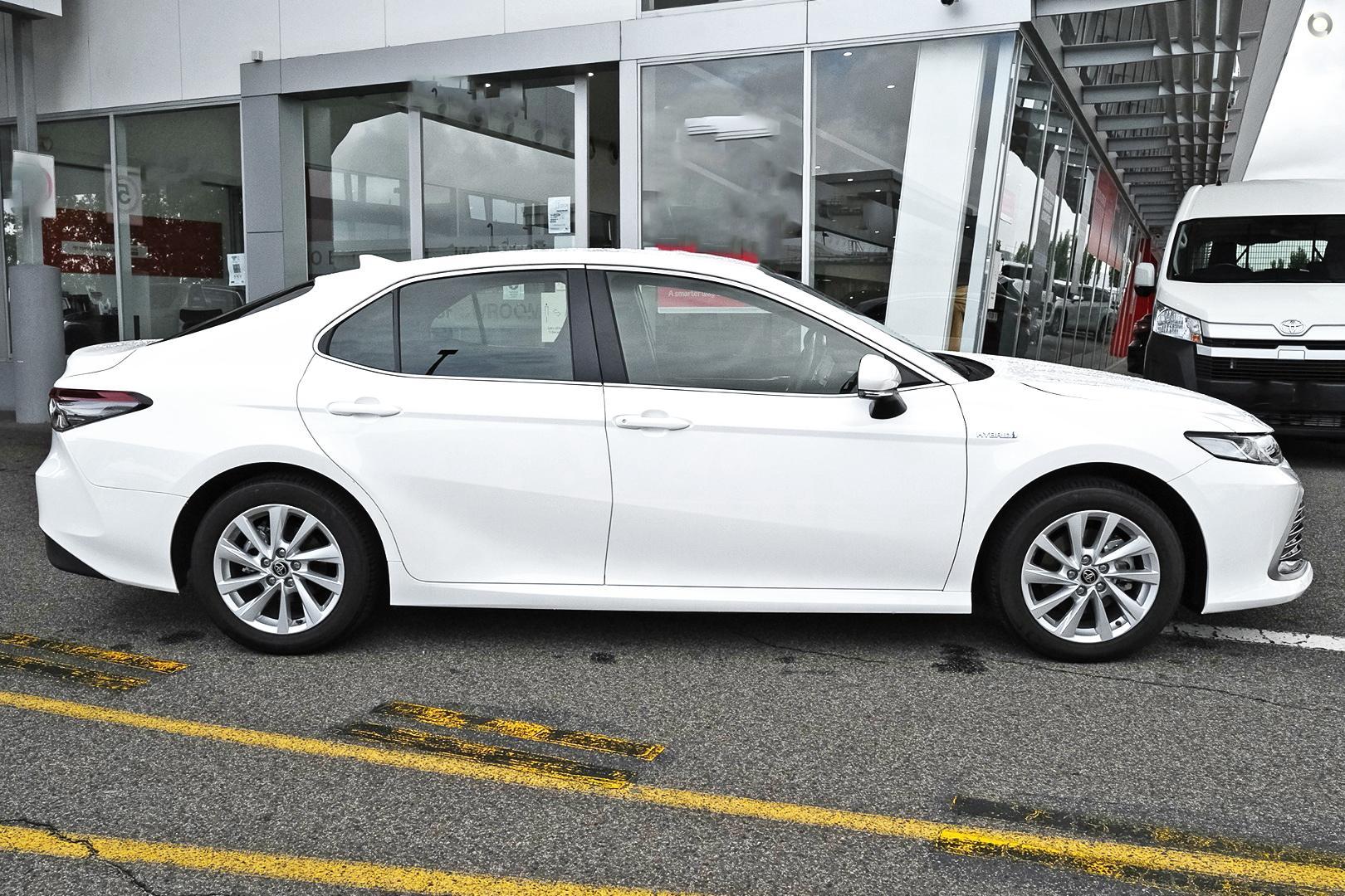 2022 Toyota Camry Ascent in White