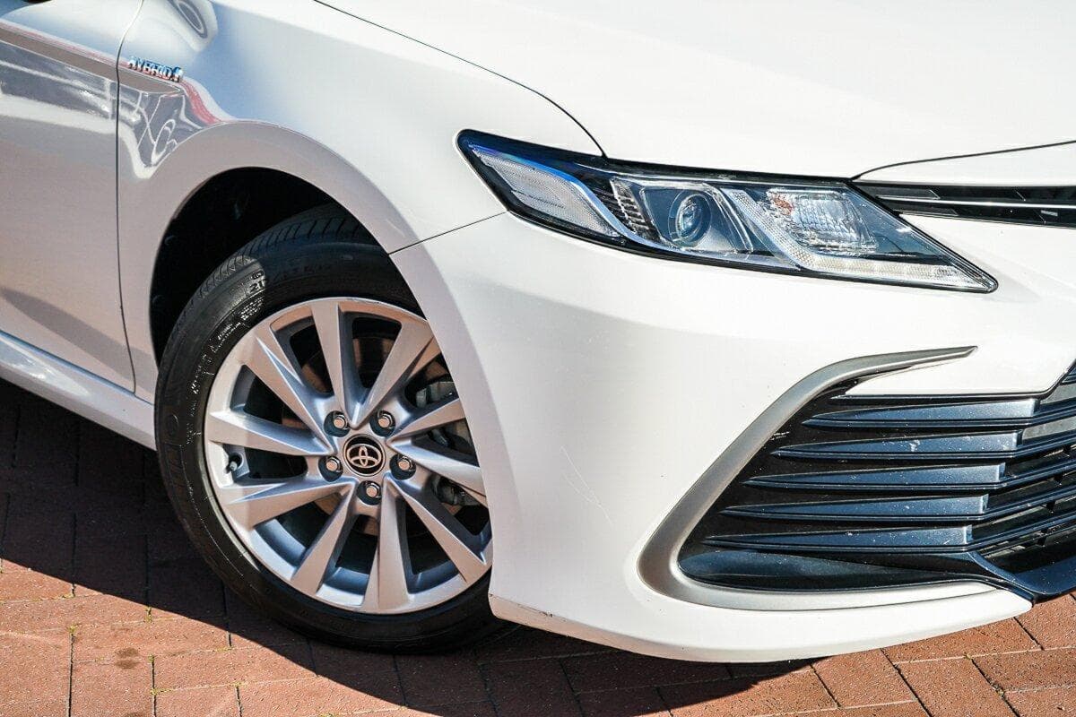 2021 Toyota Camry Ascent in White