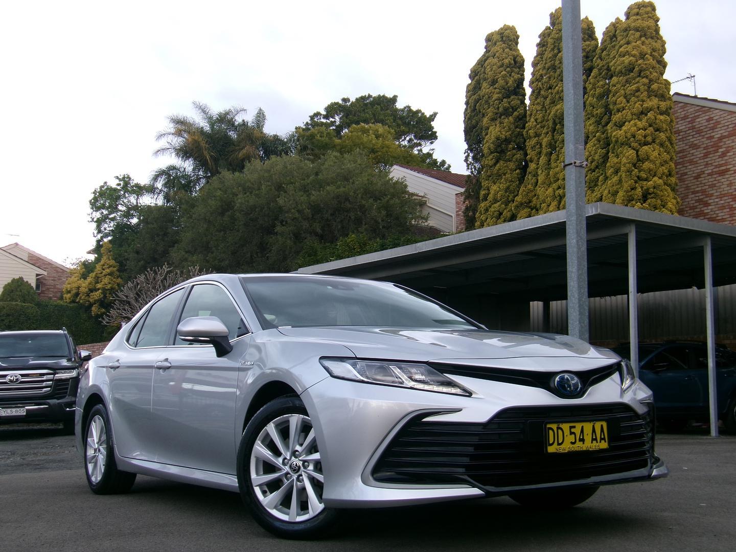 2021 Toyota Camry Ascent in Silver