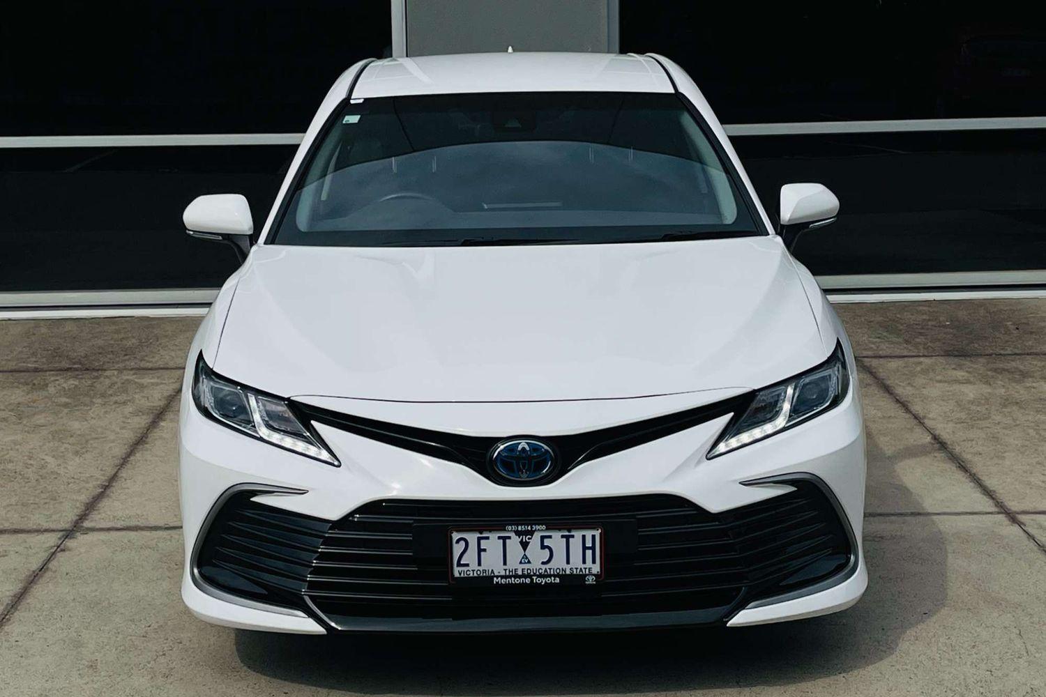 2023 Toyota Camry Ascent in White