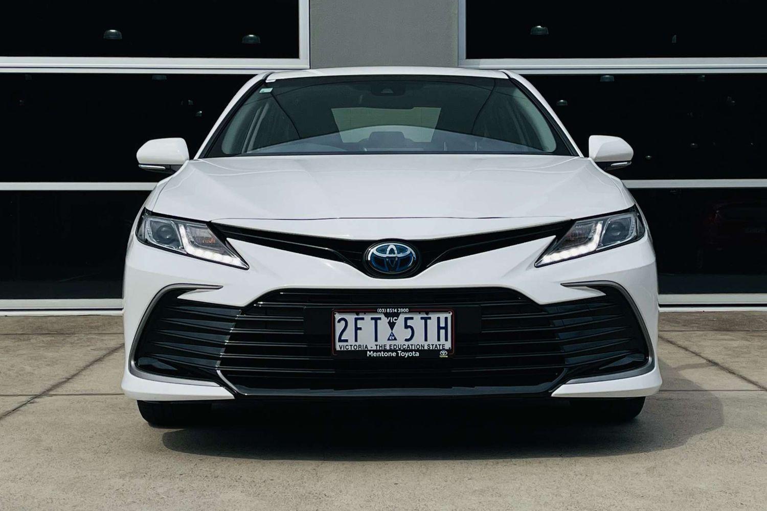 2023 Toyota Camry Ascent in White