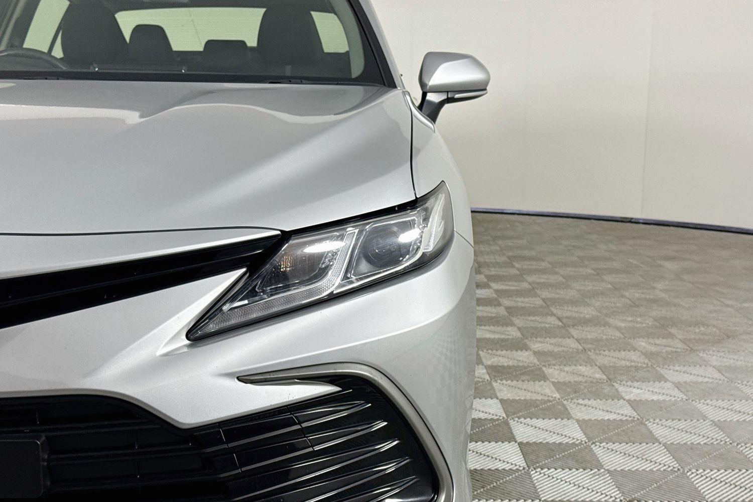 2023 Toyota Camry Ascent in Silver