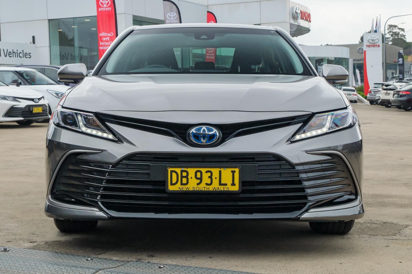 2021 Toyota Camry Ascent in Silver