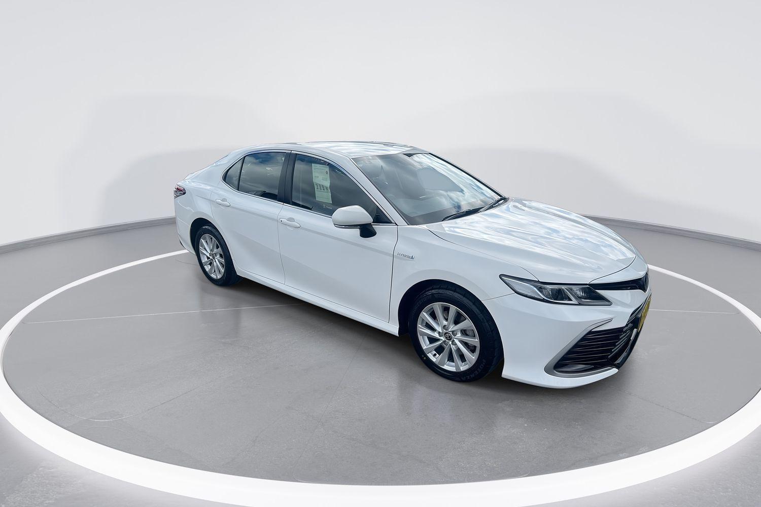 2024 Toyota Camry Ascent in White