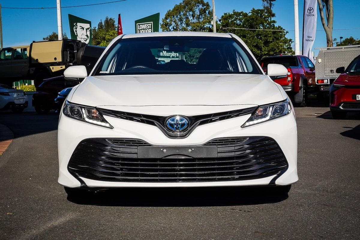 2020 Toyota Camry Ascent in White