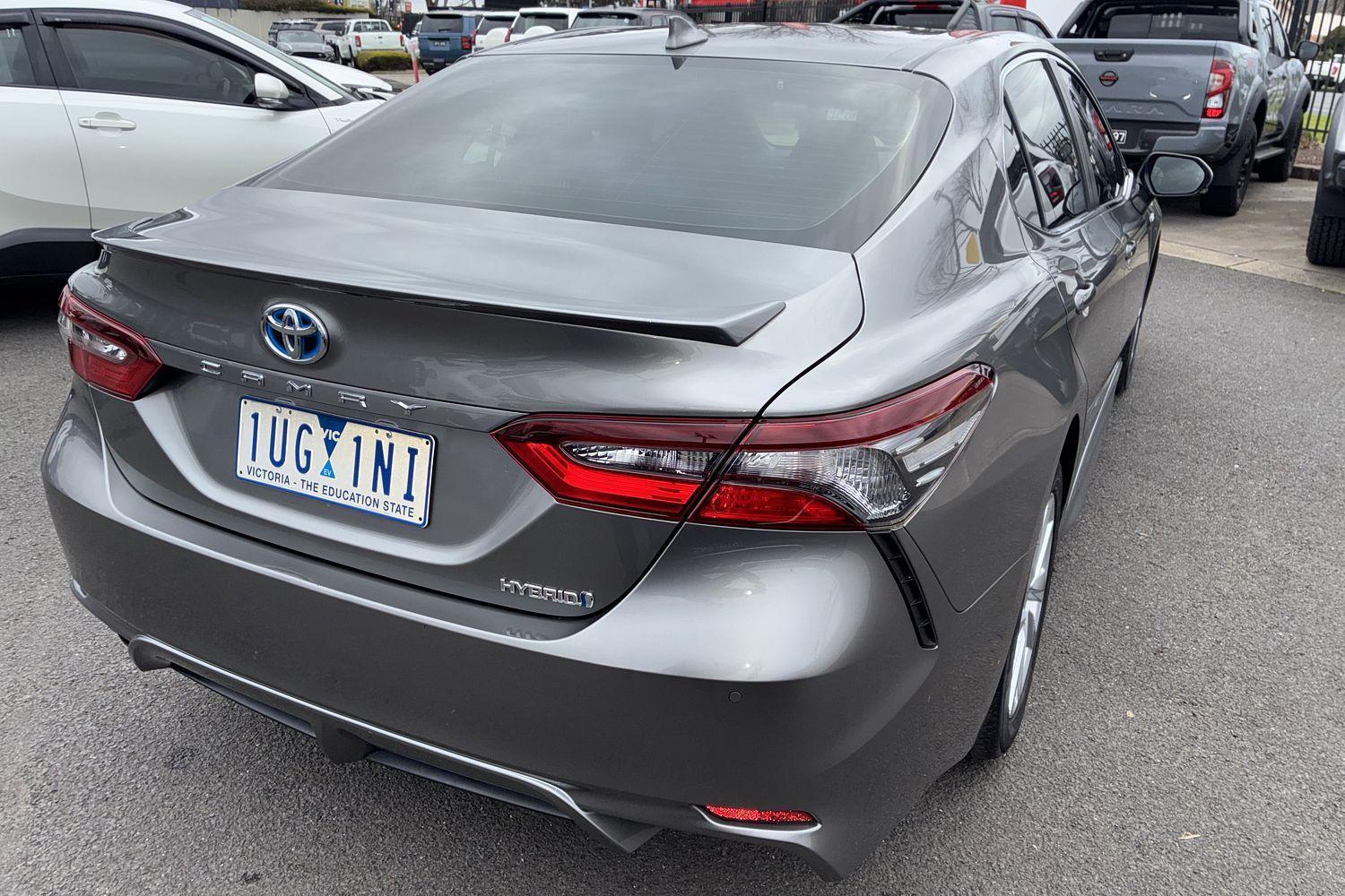 2021 Toyota Camry Ascent Sport in Silver