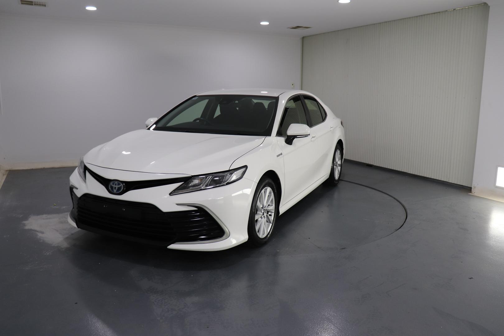 2021 Toyota Camry Ascent in White