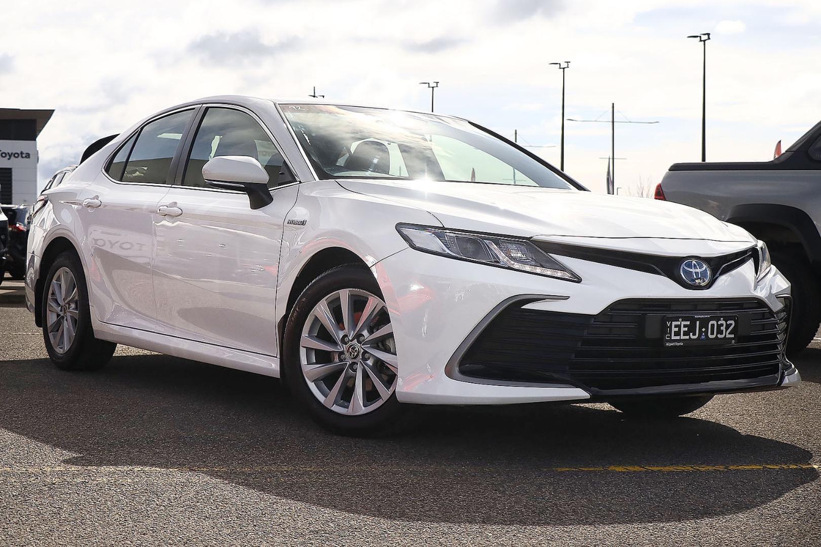 2022 Toyota Camry Ascent in White