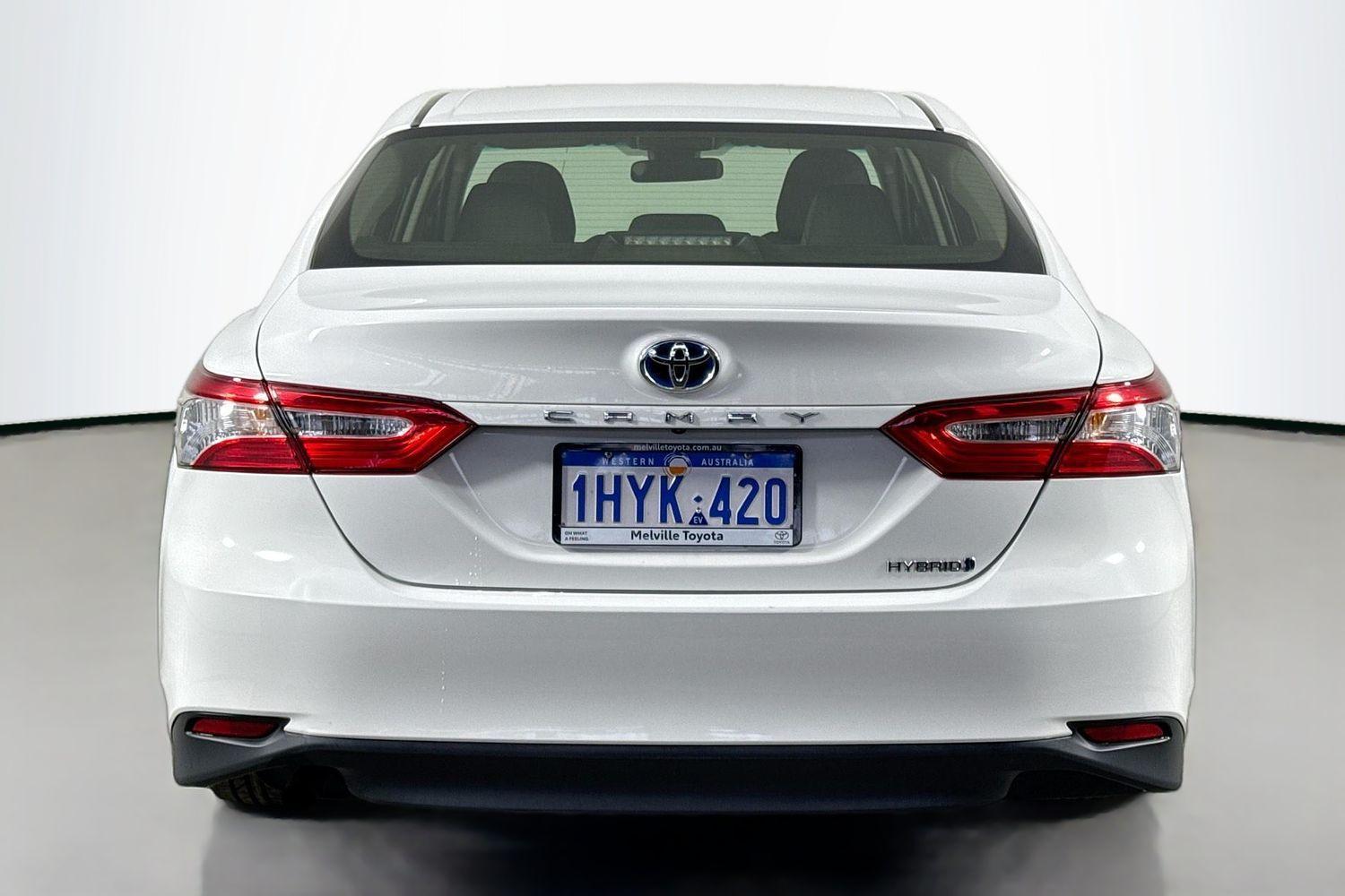 2020 Toyota Camry Ascent in White
