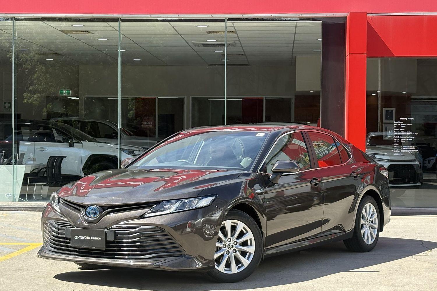 2021 Toyota Camry Ascent in Bronze