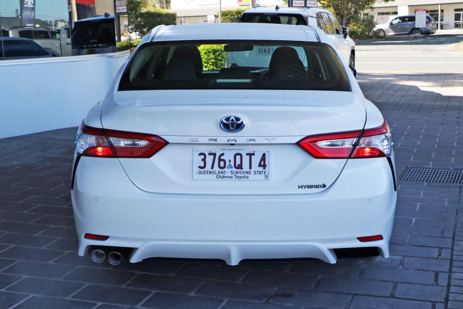 2021 Toyota Camry Ascent Sport in White