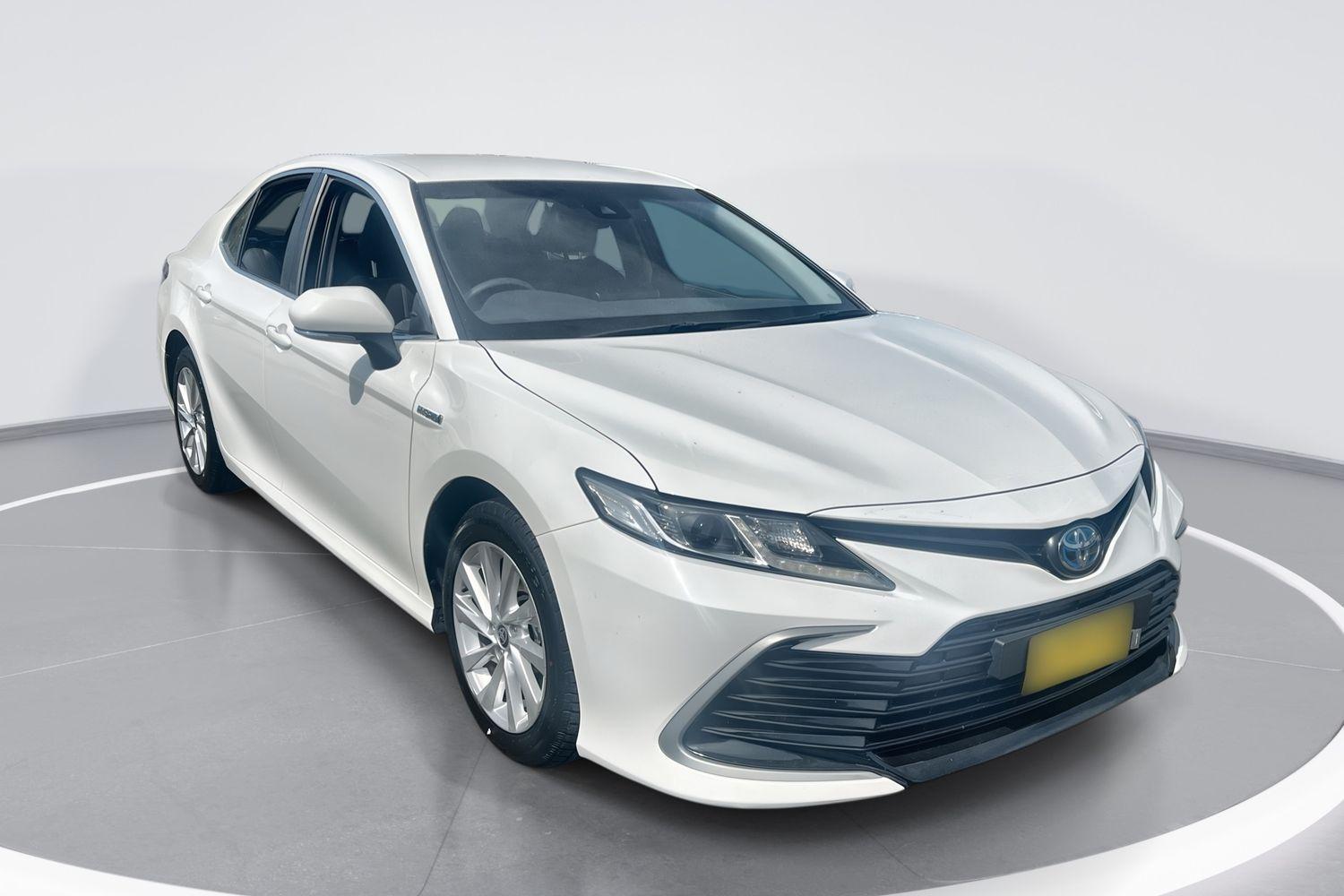 2023 Toyota Camry Ascent in White