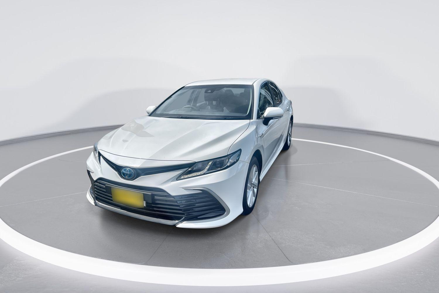 2023 Toyota Camry Ascent in White