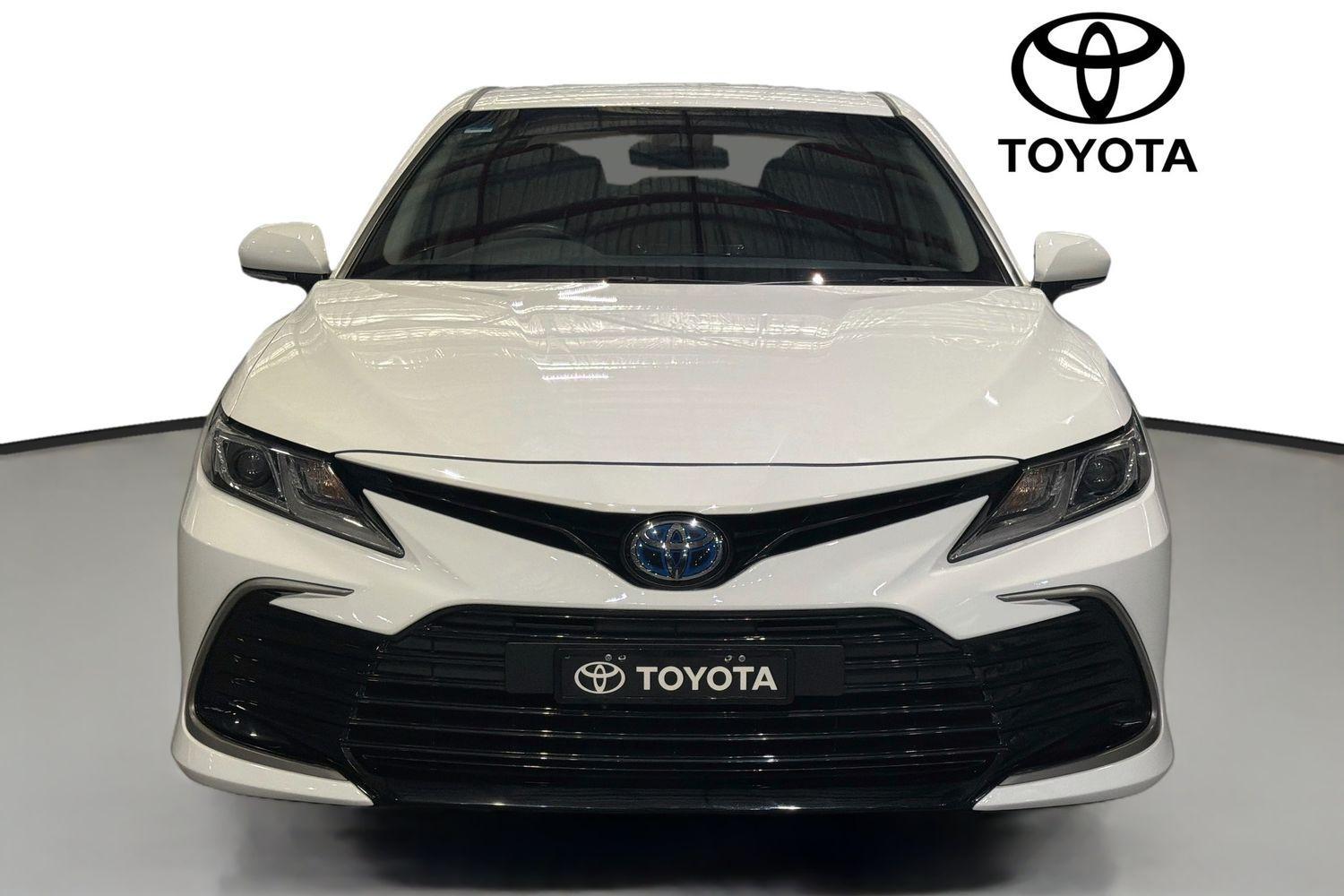 2023 Toyota Camry Ascent in White