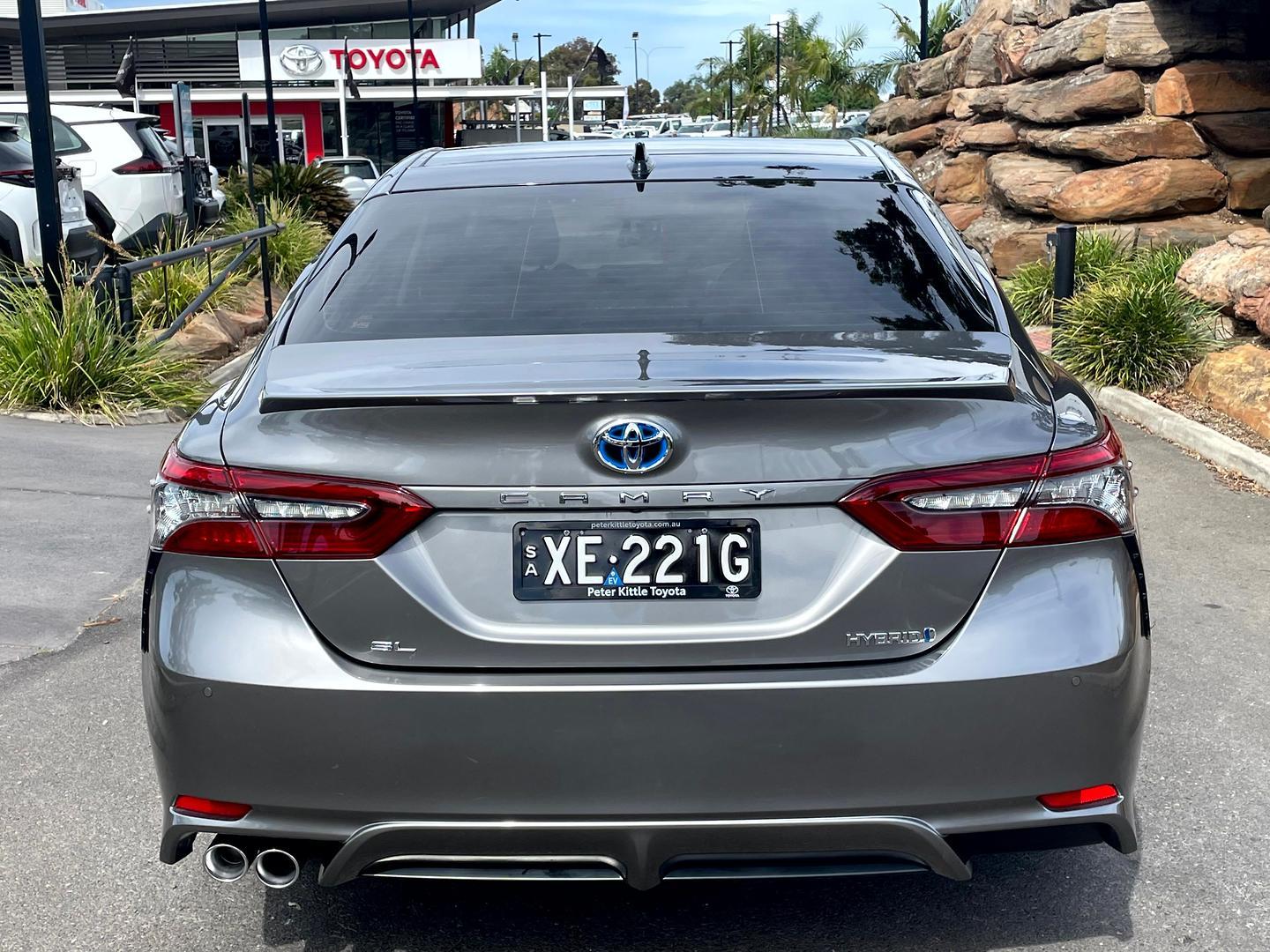 2024 Toyota Camry SL in Silver