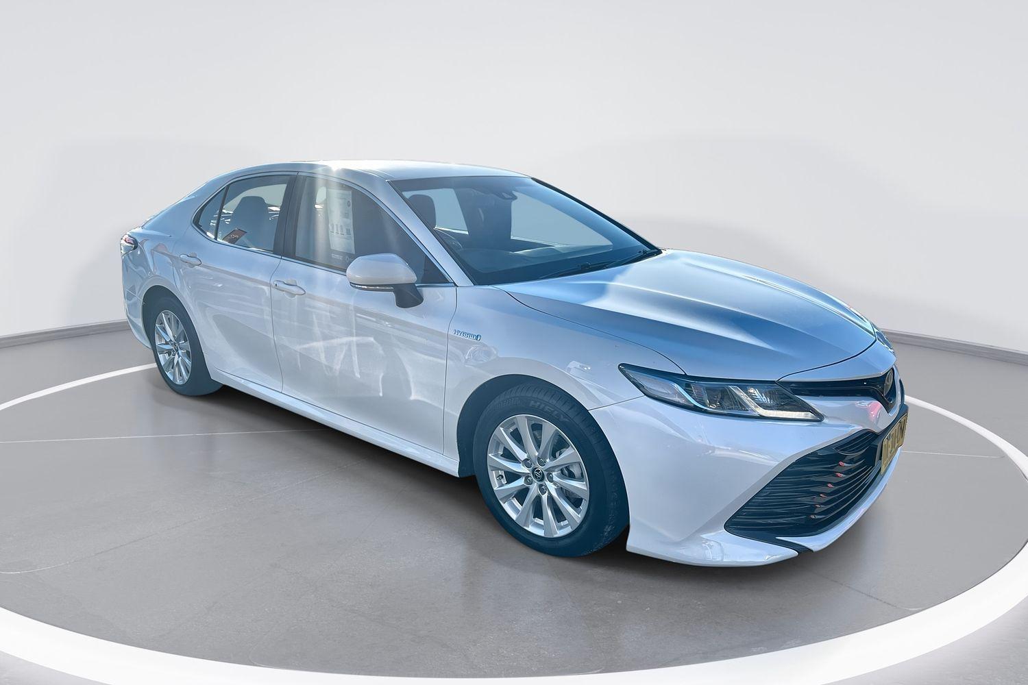 2021 Toyota Camry Ascent in White