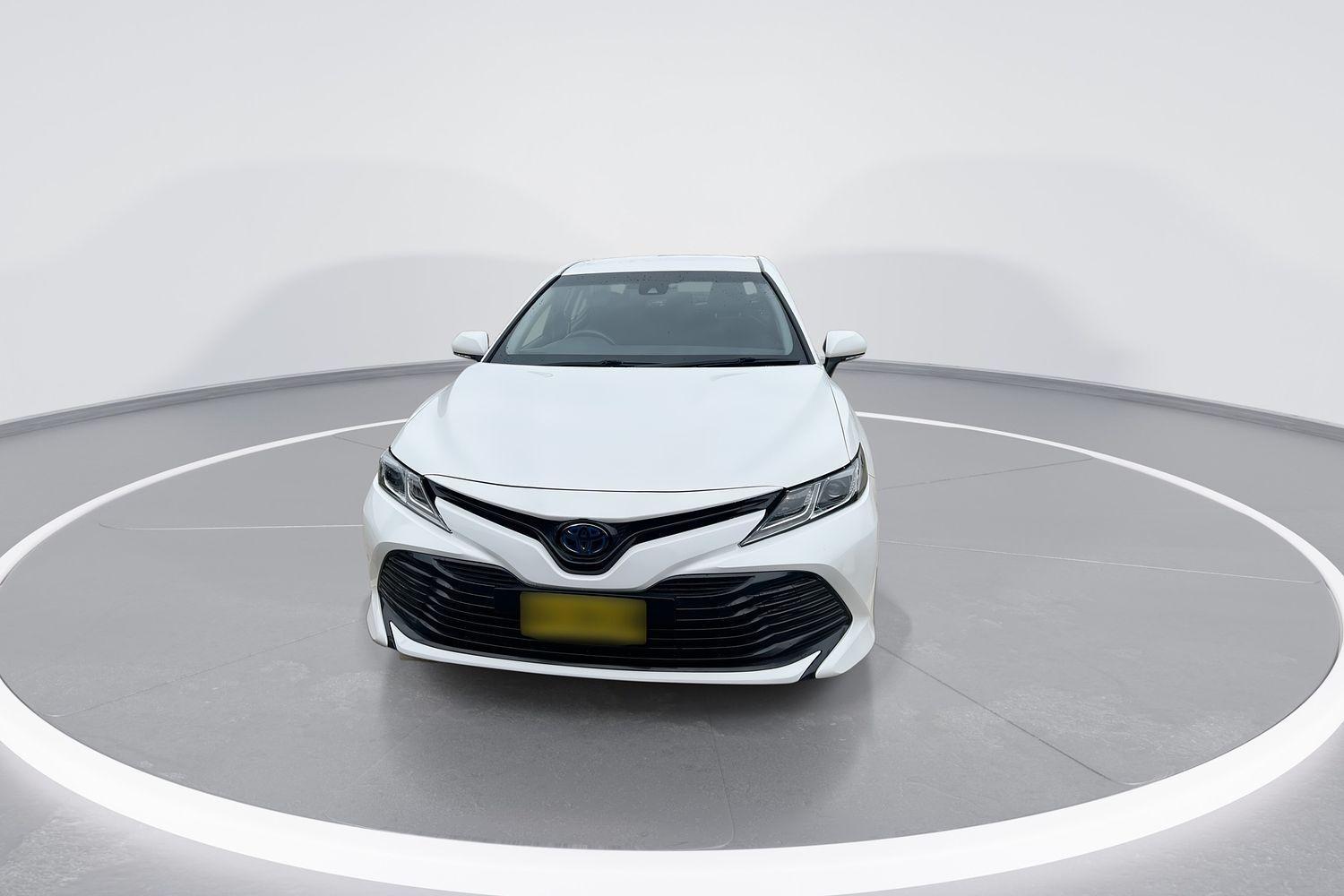 2021 Toyota Camry Ascent in White