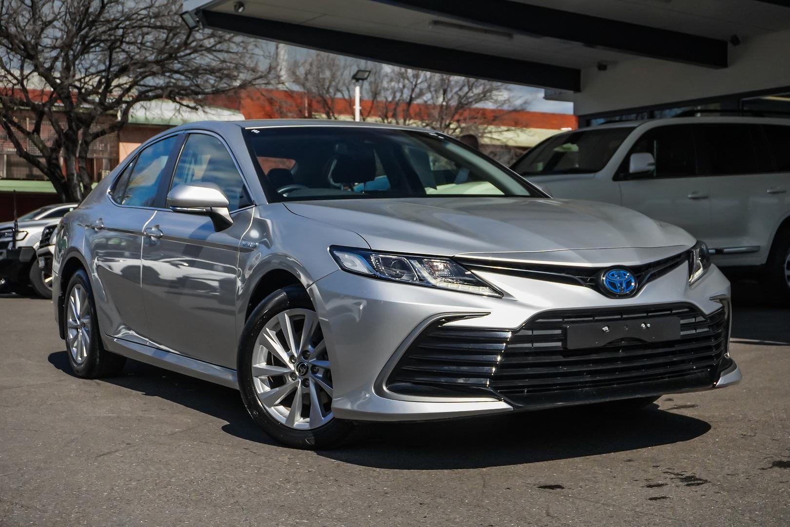 2021 Toyota Camry Ascent in Silver