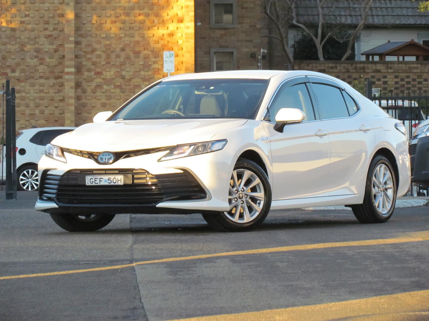 2022 Toyota Camry Ascent in White