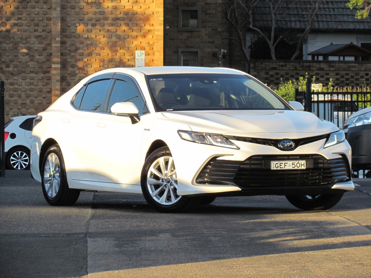 2022 Toyota Camry Ascent in White