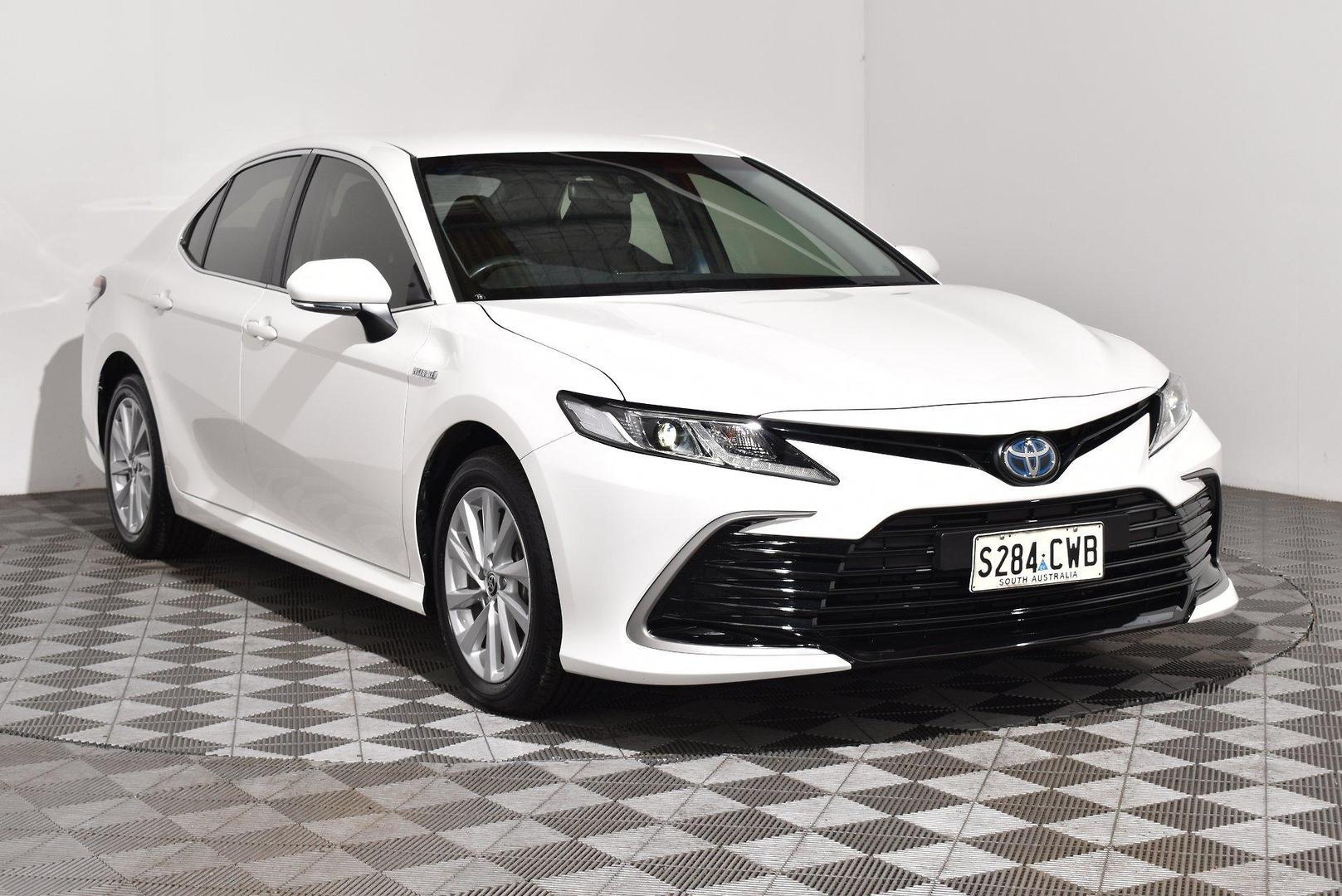 2023 Toyota Camry Ascent in White