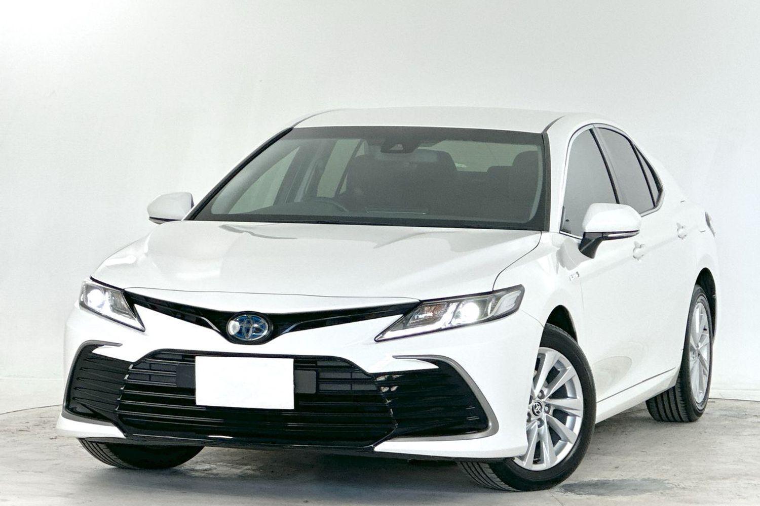 2023 Toyota Camry Ascent in White