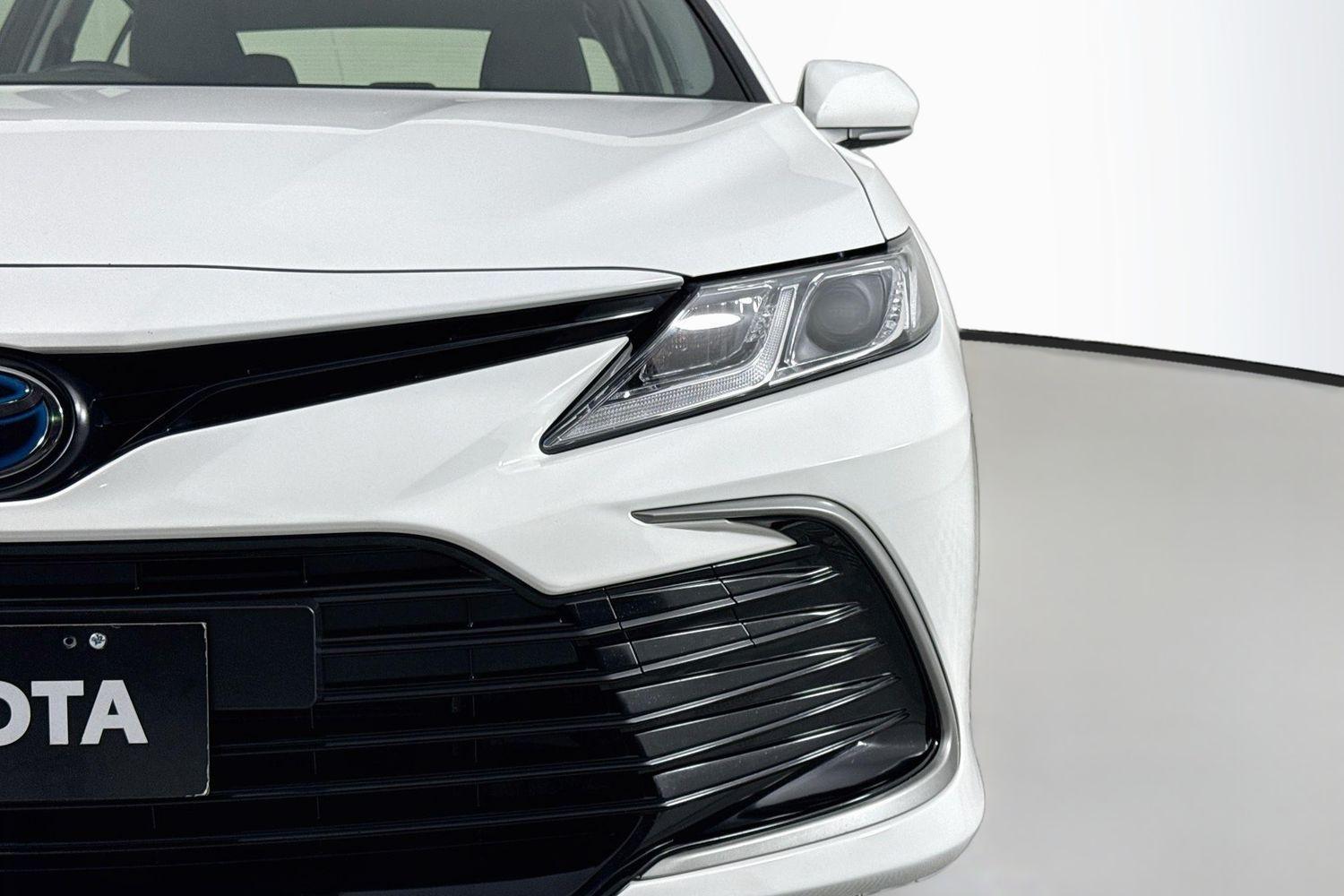 2023 Toyota Camry Ascent in White